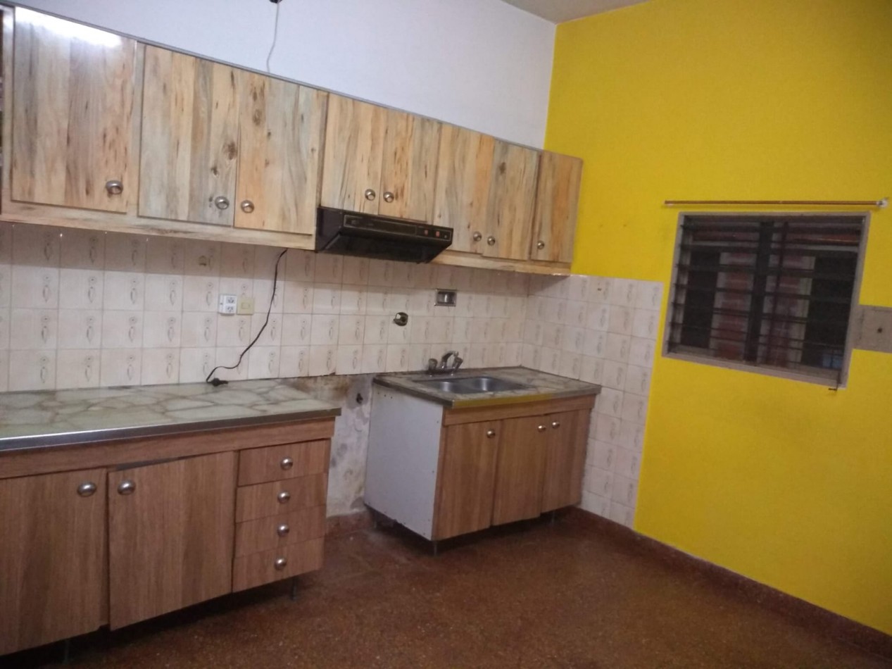 VENTA DE CASA DE 3 AMBIENTES EN SAN JUSTO