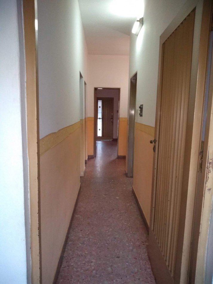 VENTA DE CASA DE 3 AMBIENTES EN SAN JUSTO