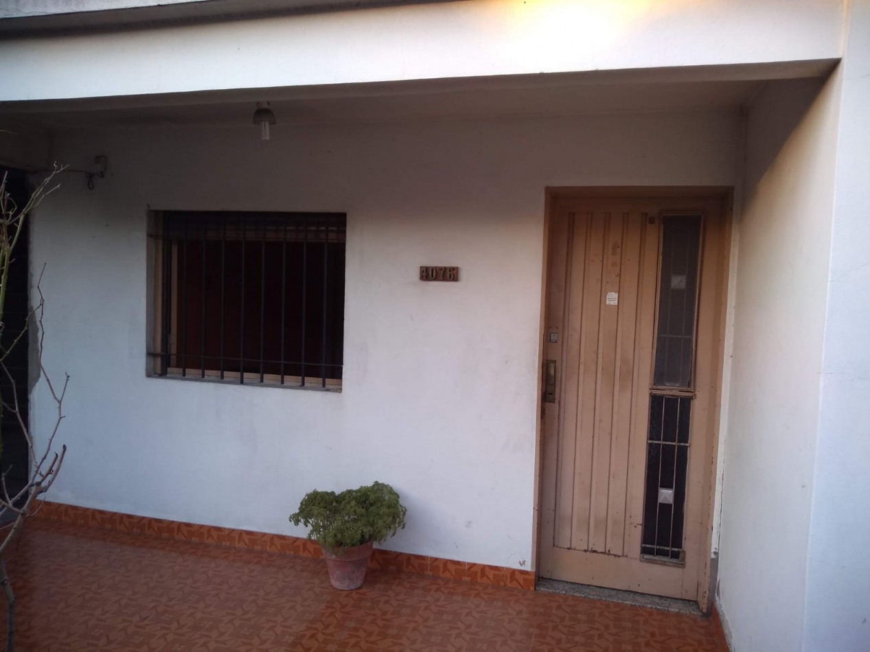 VENTA DE CASA DE 3 AMBIENTES EN SAN JUSTO