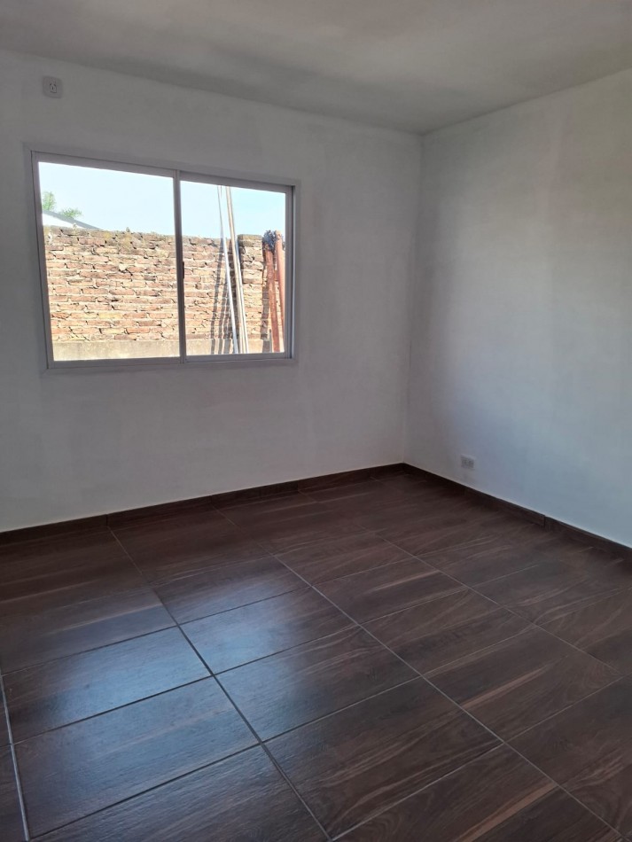 ALQUILER DE DEPARTAMENTO DE 2 AMBIENTES EN VILLA TESEI
