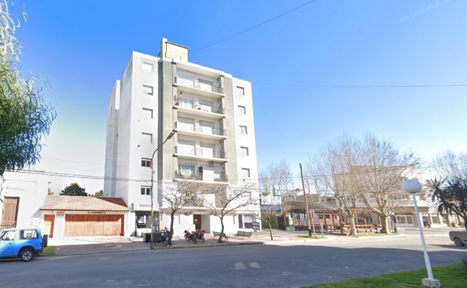 Departamento Monoambiente en el centro de Miramar a metros de la peatonal