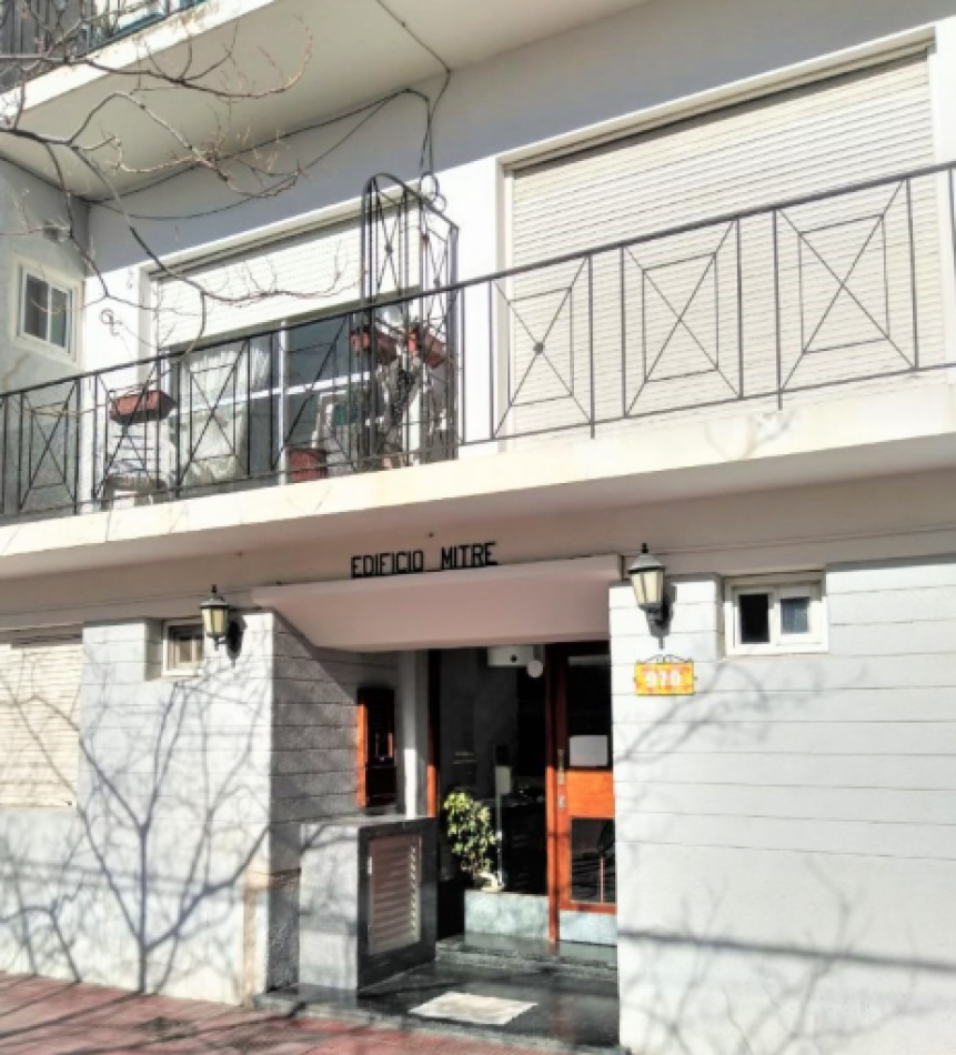 Departamento Monoambiente en el centro de Miramar a metros de la peatonal