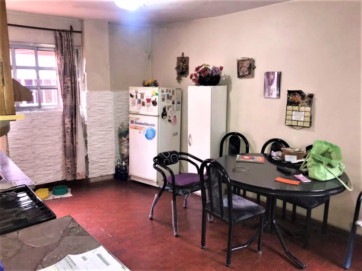 Casa y departamento en Venta, son dos UFs juntas en Isidro Casanova