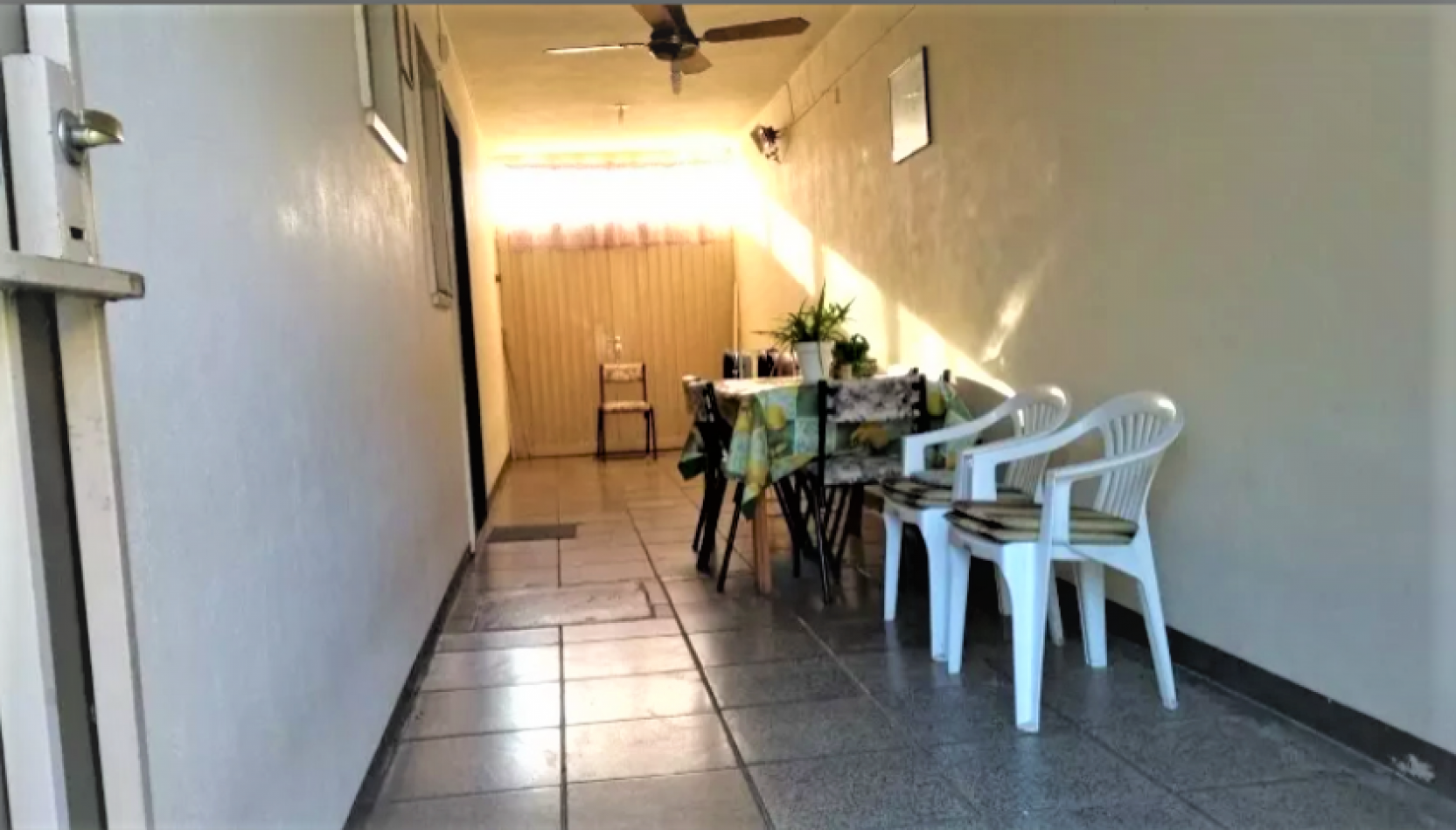 VENTA DE Casa DE 3 AMBIENTES en Villa Luzuriaga