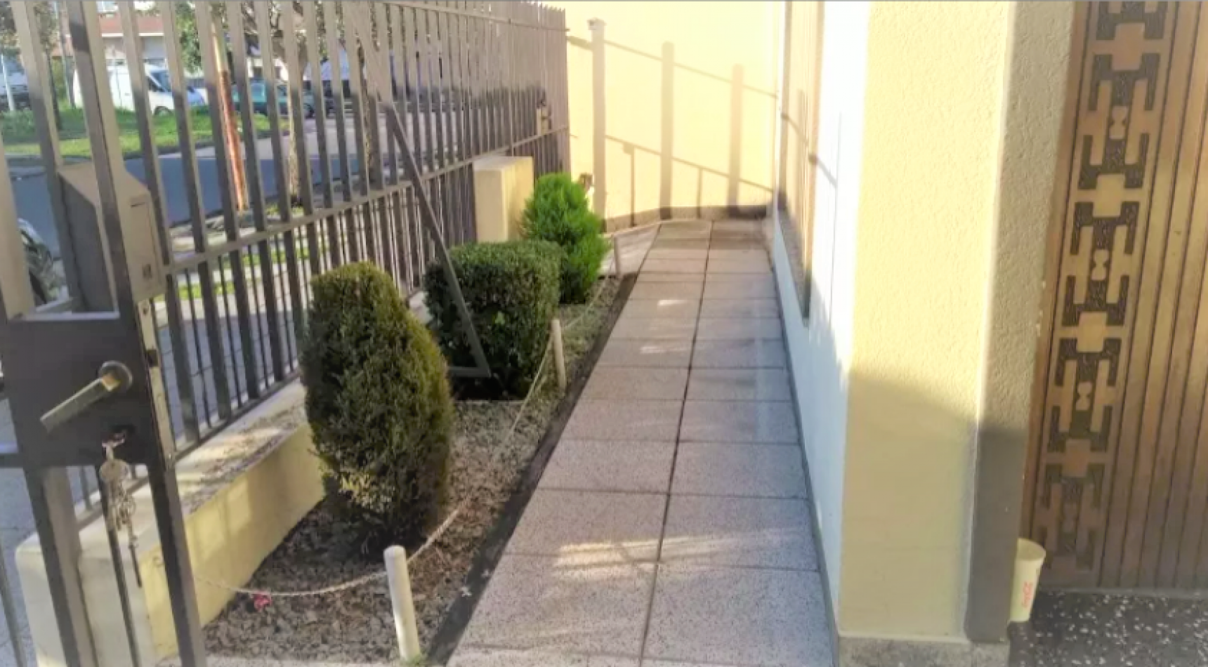 VENTA DE Casa DE 3 AMBIENTES en Villa Luzuriaga