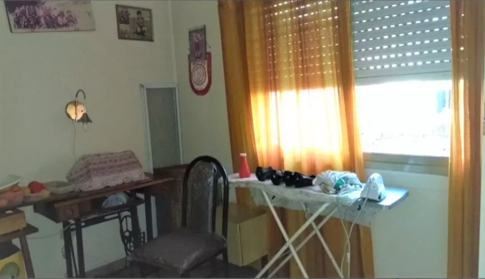 VENTA DE Casa DE 3 AMBIENTES en Villa Luzuriaga