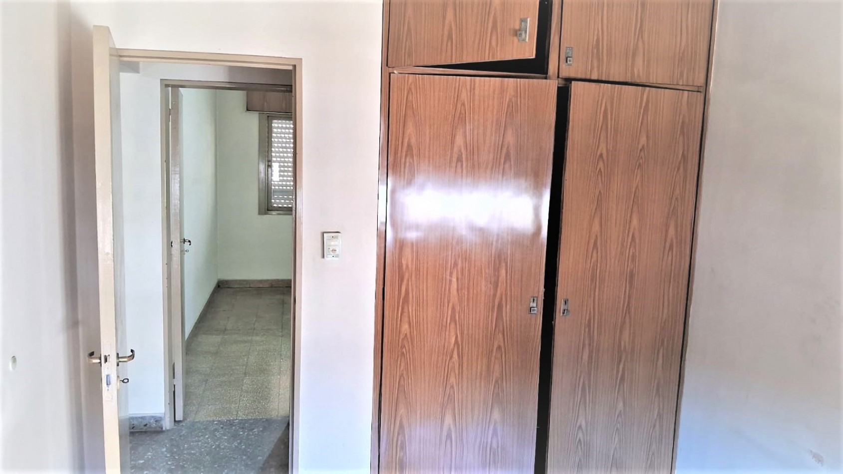 VENTA DE Casa DE 3 AMBIENTES en Villa Luzuriaga