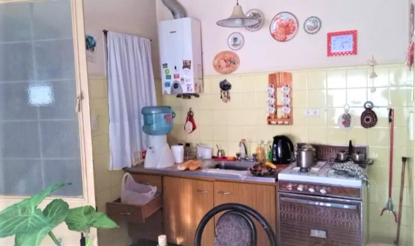 VENTA DE Casa DE 3 AMBIENTES en Villa Luzuriaga