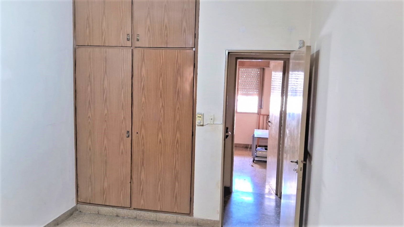 VENTA DE Casa DE 3 AMBIENTES en Villa Luzuriaga