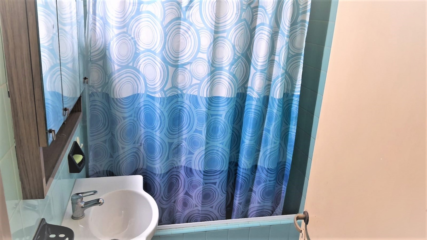 VENTA DE Casa DE 3 AMBIENTES en Villa Luzuriaga