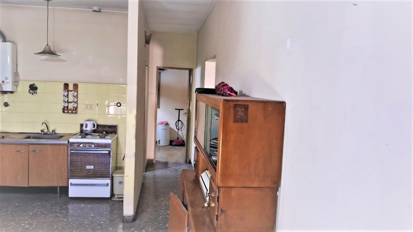 VENTA DE Casa DE 3 AMBIENTES en Villa Luzuriaga