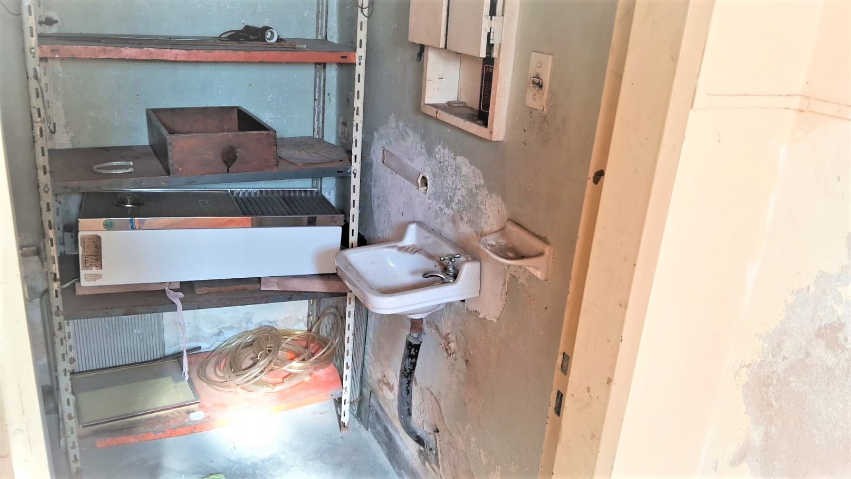 VENTA DE Casa DE 3 AMBIENTES en Villa Luzuriaga