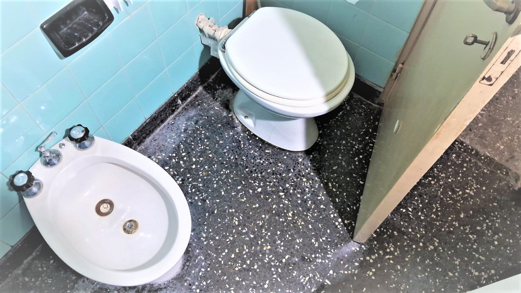 VENTA DE Casa DE 3 AMBIENTES en Villa Luzuriaga