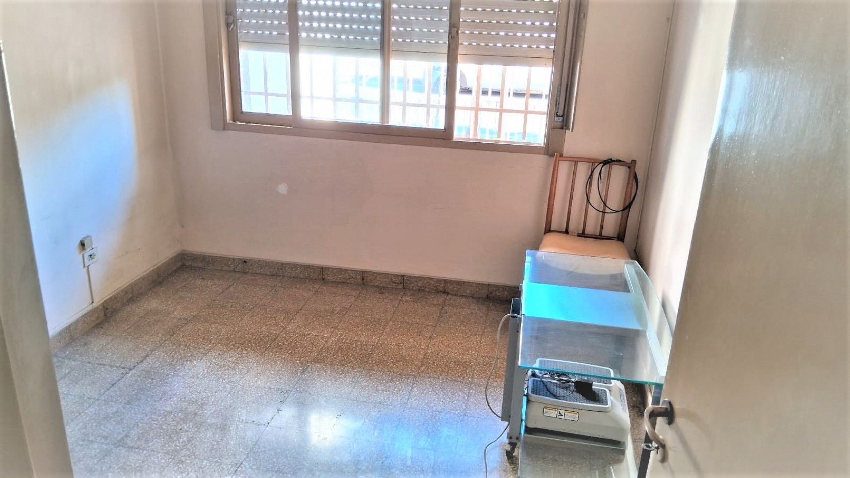 VENTA DE Casa DE 3 AMBIENTES en Villa Luzuriaga