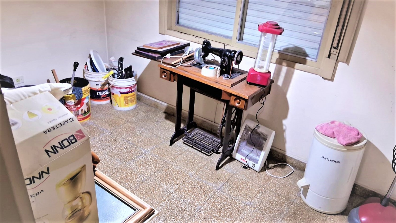 VENTA DE Casa DE 3 AMBIENTES en Villa Luzuriaga