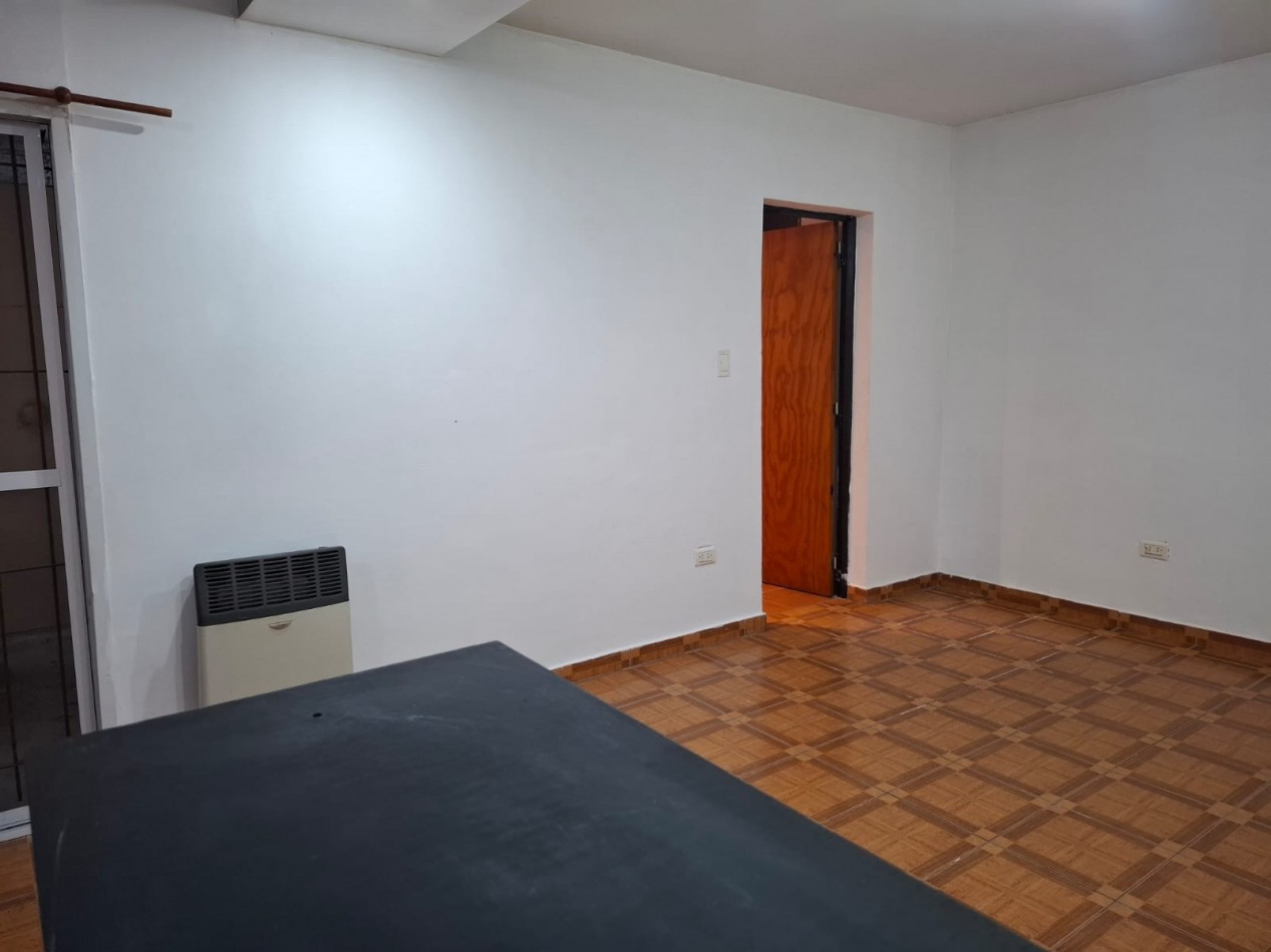 ALQUILER DEPARTAMENTO 2 AMBIENTES EN VILLA TESEI