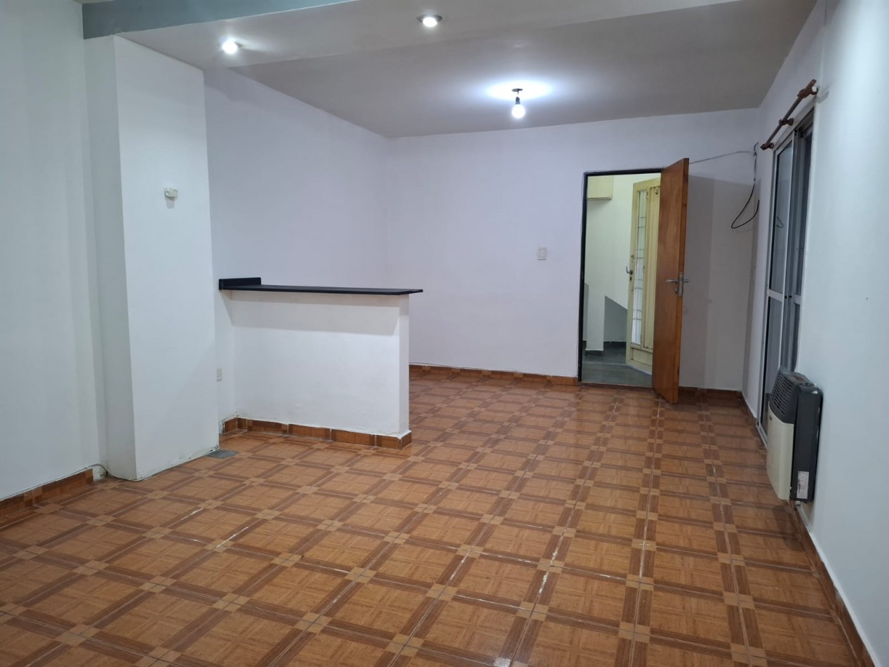ALQUILER DEPARTAMENTO 2 AMBIENTES EN VILLA TESEI