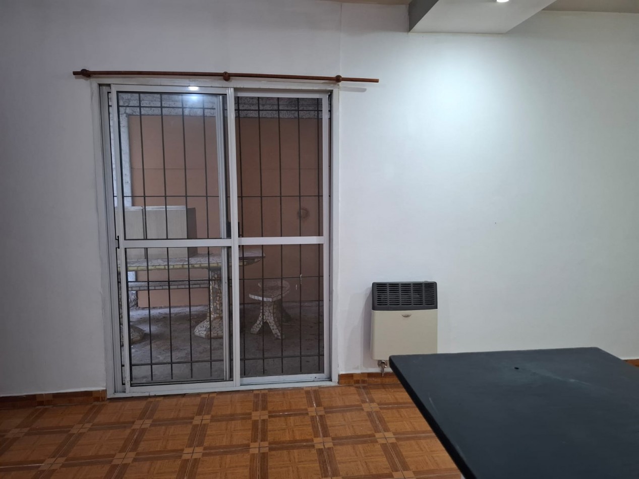 ALQUILER DEPARTAMENTO 2 AMBIENTES EN VILLA TESEI