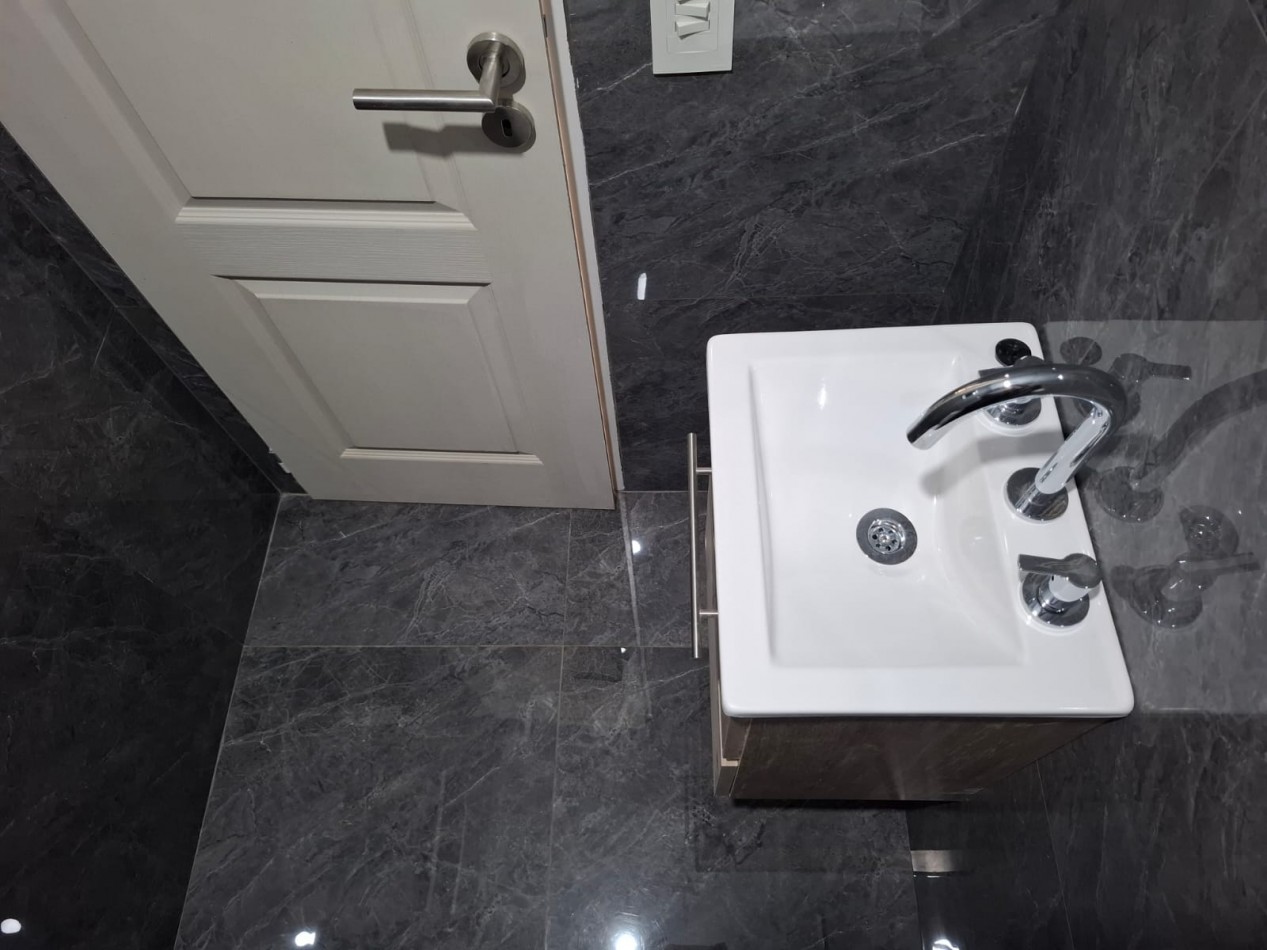 VENTA DE CASA DE 4 AMBIENTES a ESTRENAR EN MORON