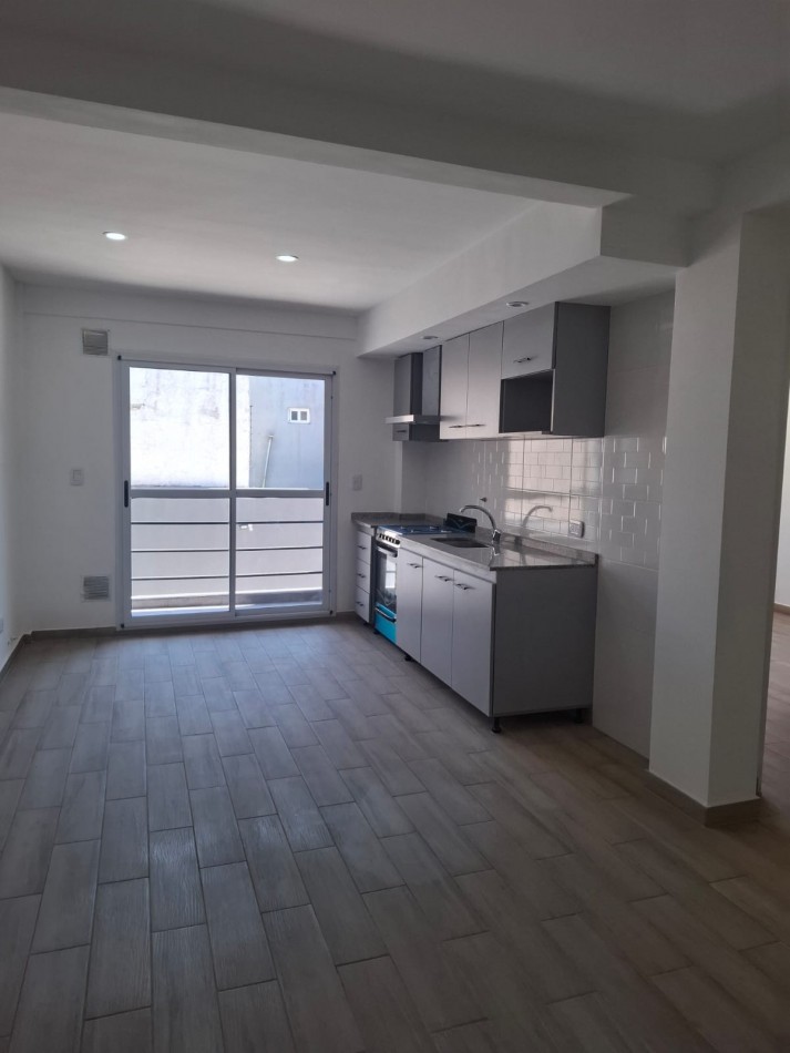 VENTA DE DEPARTAMENTO DE 2 AMBIENTES EN SAN JUSTO