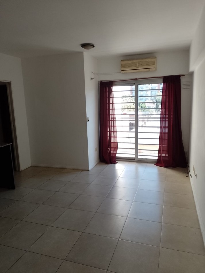 VENTA DE DEPARTAMENTO DE 2 AMBIENTES EN MORON