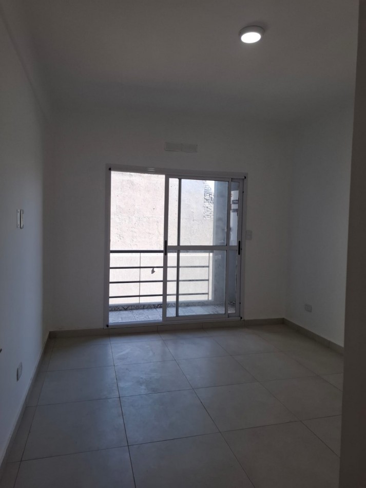 ALQUILER DE DEPARTAMENTO DE 2 AMBIENTES EN SAN JUSTO