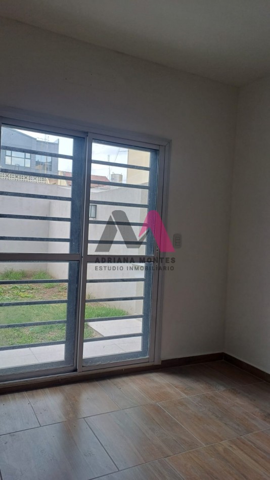ALQUILER Departamento  2 ambientes  planta baja en SAN JUSTO