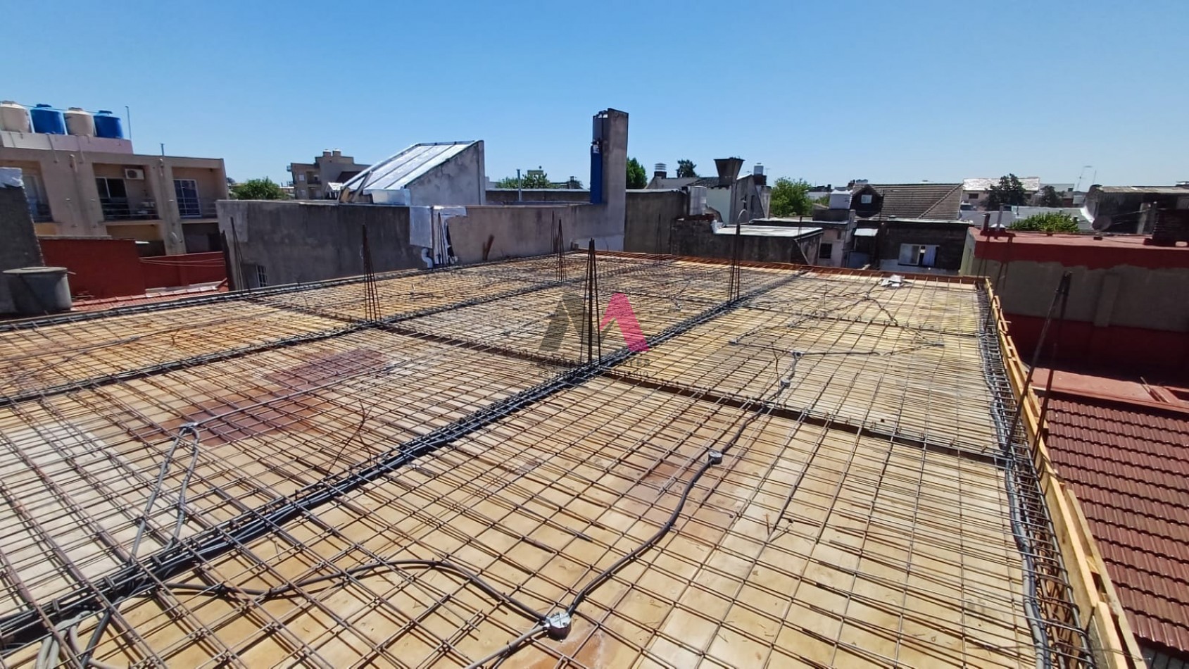 VENTA  de departamentos de 2 ambientes de pozo en San Justo