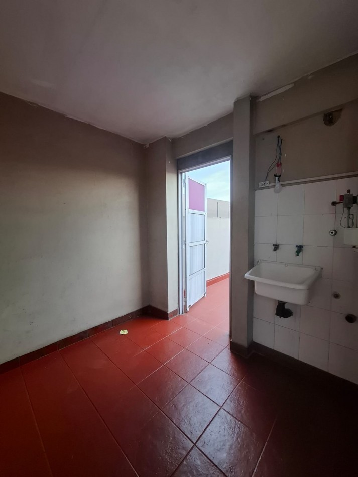 ALQUILER DE DEPARTAMENTO DE 2 AMBIENTES EN RAMOS MEJIA